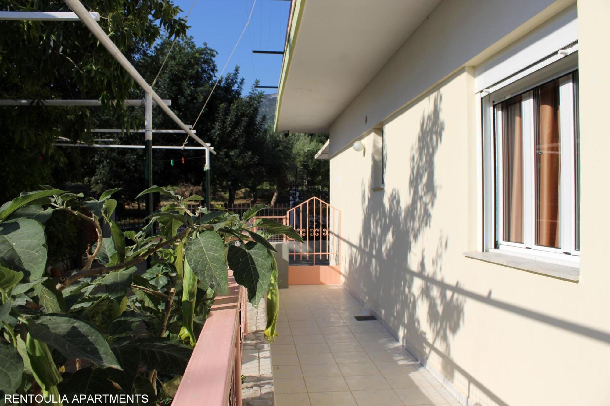 Rentoulia Apartments Poulithra Luaran gambar
