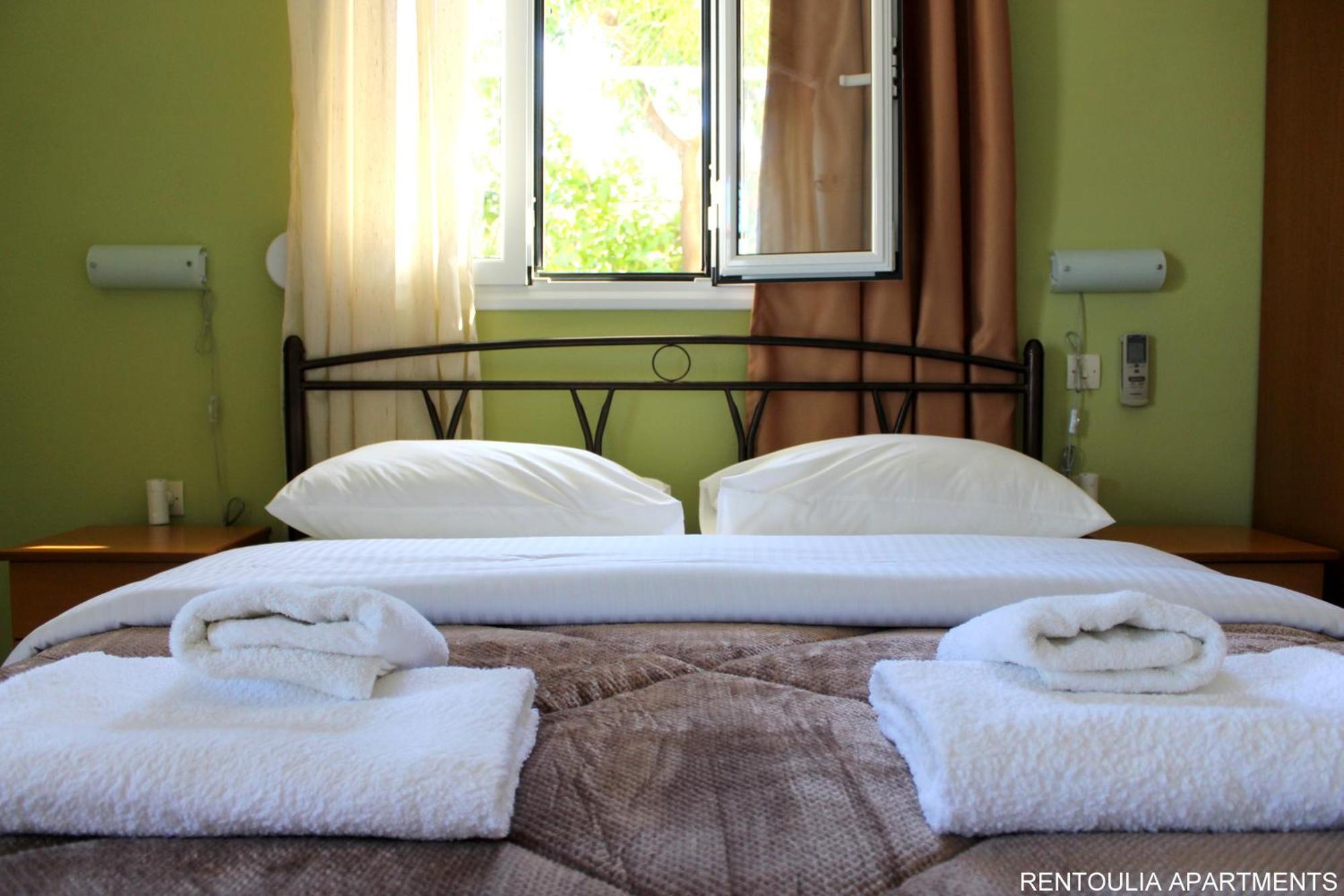 Rentoulia Apartments Poulithra Luaran gambar