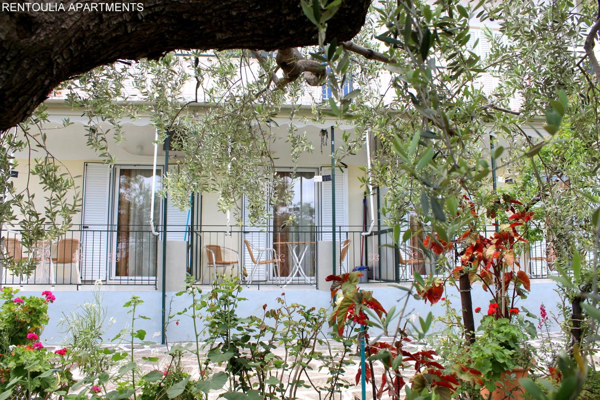 Rentoulia Apartments Poulithra Luaran gambar
